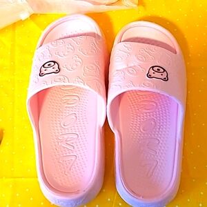 Women's Soft Sole Slip-on